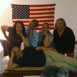 Meet your Posher, Helen